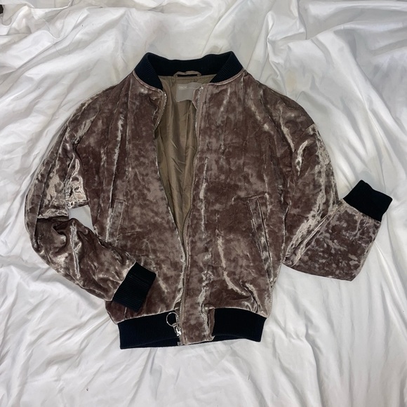ASOS Crushed Velvet Zip Up Bomber Jacket - Picture 5 of 6
